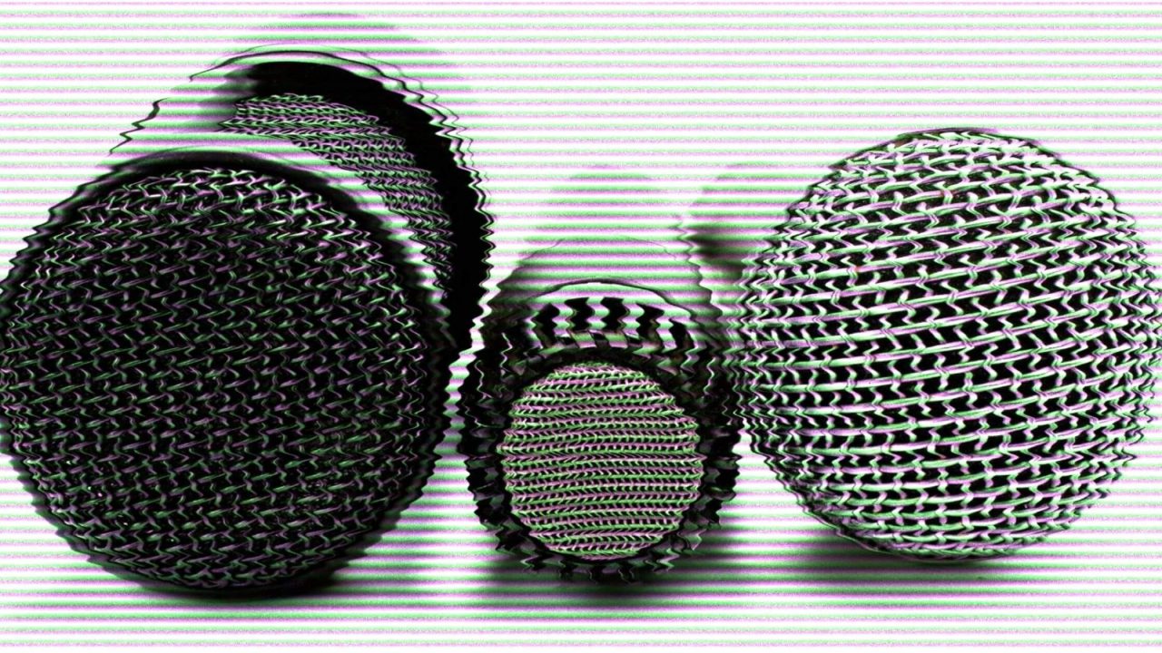 What Are The Different Types of Microphones and How Do They Work?