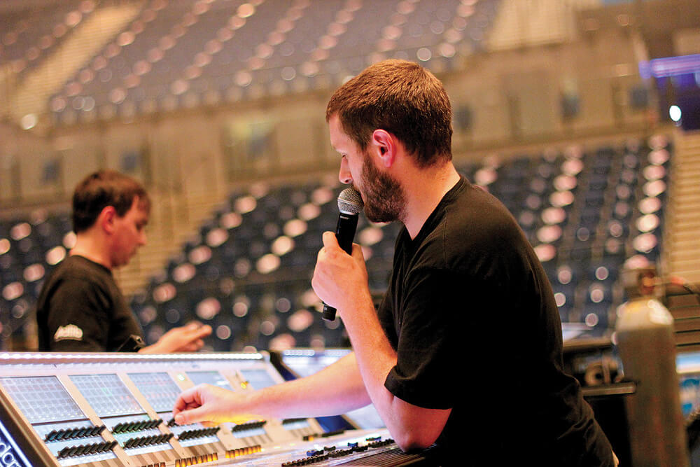 What Does a Live Sound Engineer Do? Not All Hero's Wear Capes