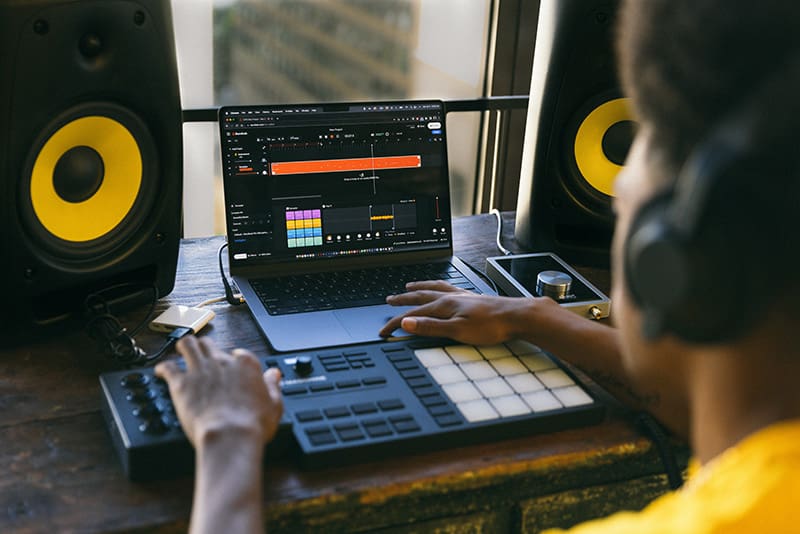 5 Creative Sampling Techniques to make a Sample your own